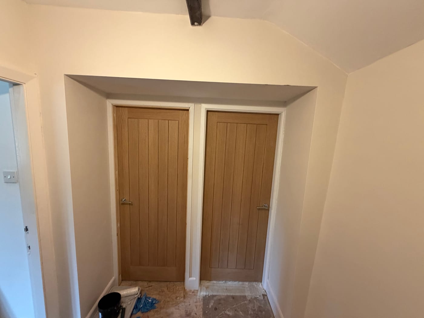 Oak internal doors fitted by Elite Interior